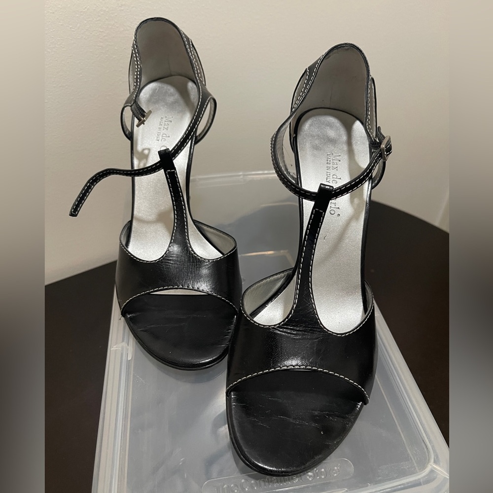 Max de Carlo Black T-Strap Heels
